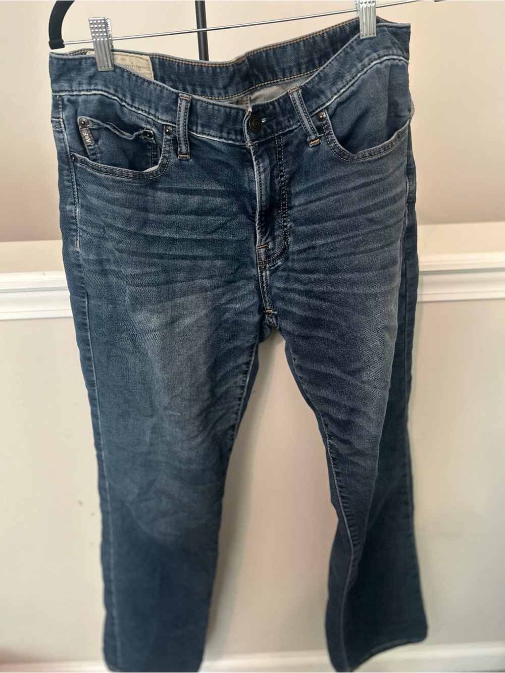 • Abercrombie & Fitch Men's Classic Straight Leg Denim Jeans men’s 32x32